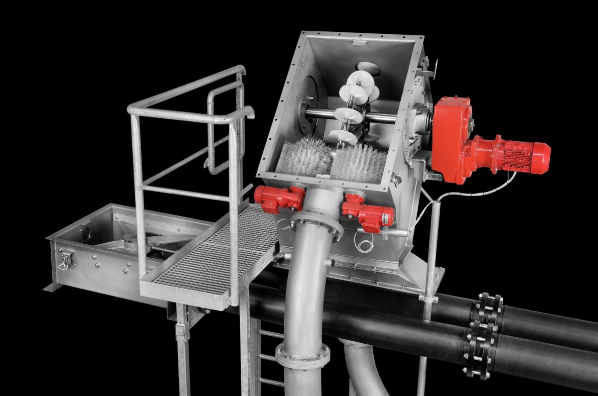 Трубно-скребковый транспортер