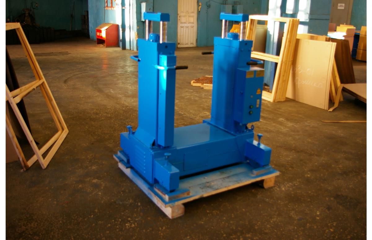 Канавный подъёмник для грузовых автомобилей